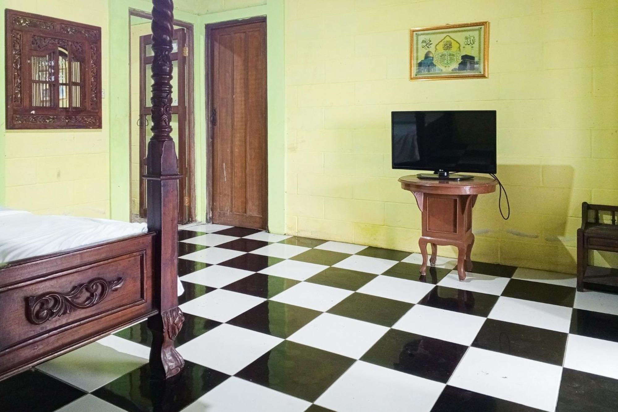 Villa Kampus Near Taman Safari Cisarua Puncak Redpartner Bogor Esterno foto