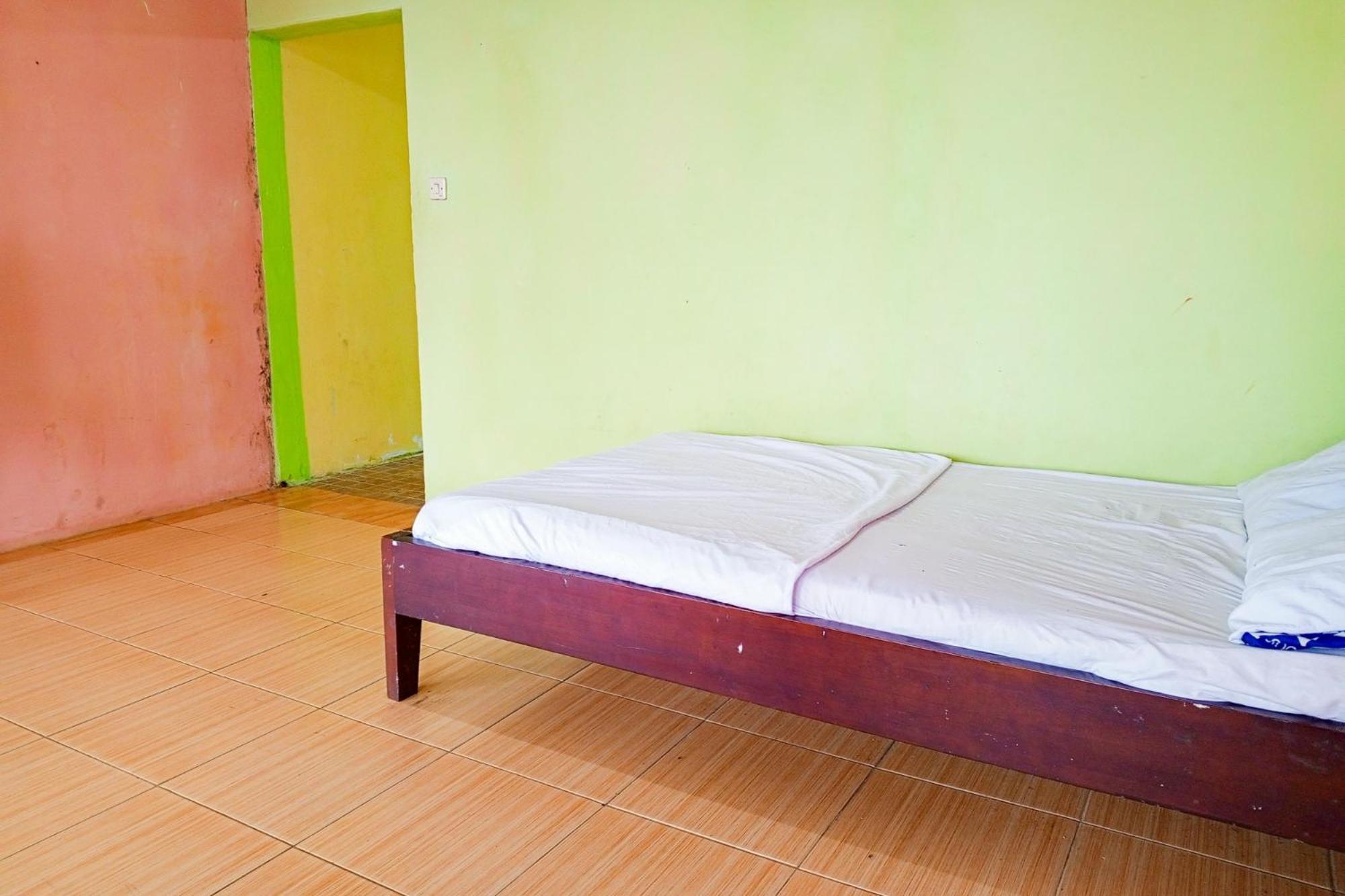 Villa Kampus Near Taman Safari Cisarua Puncak Redpartner Bogor Esterno foto