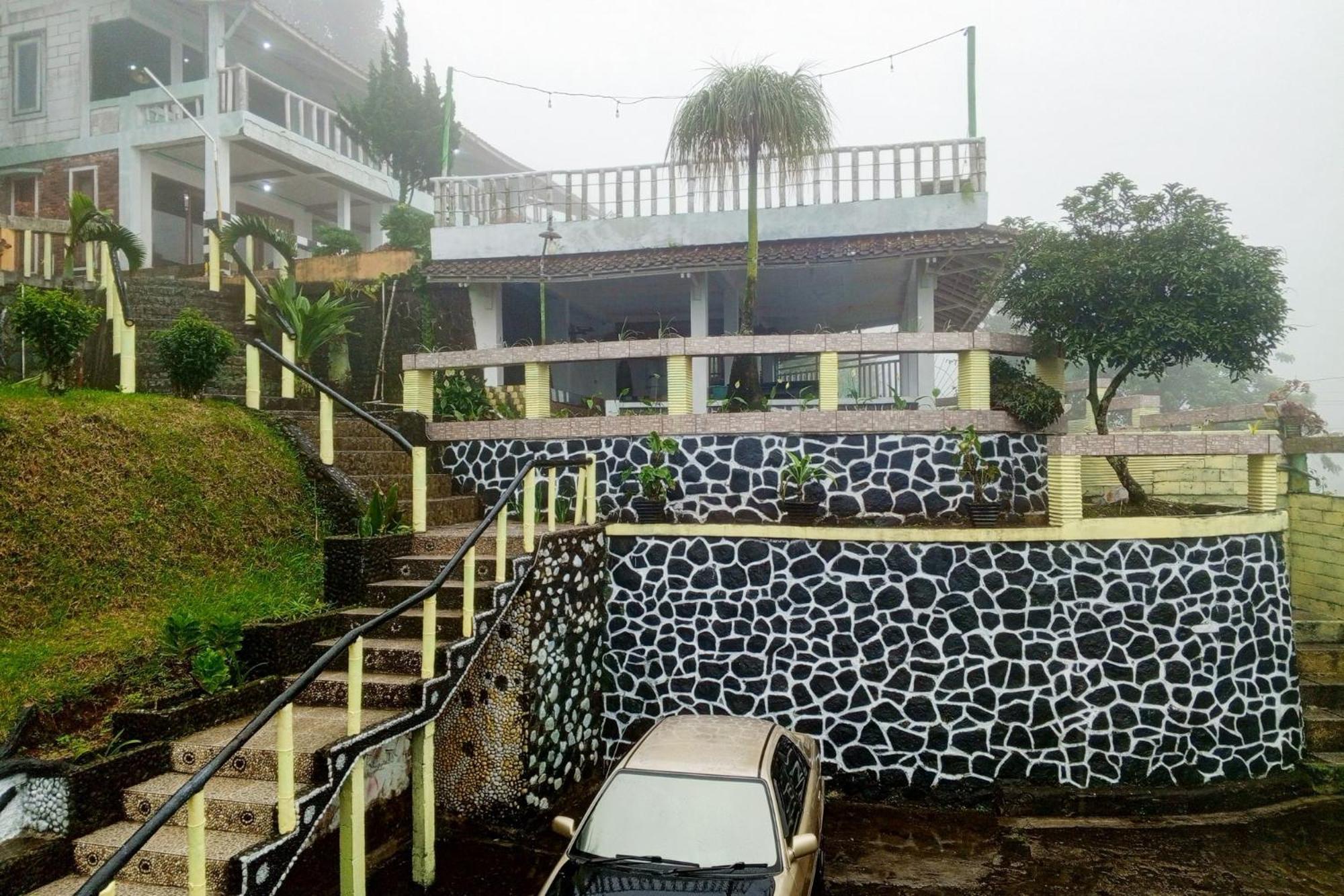 Villa Kampus Near Taman Safari Cisarua Puncak Redpartner Bogor Esterno foto