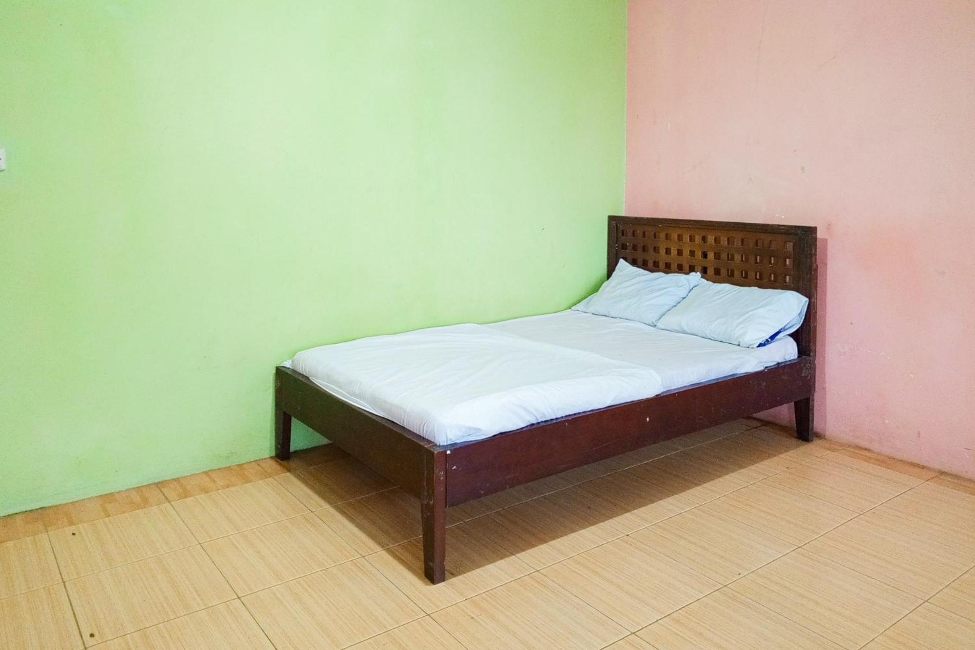 Villa Kampus Near Taman Safari Cisarua Puncak Redpartner Bogor Esterno foto
