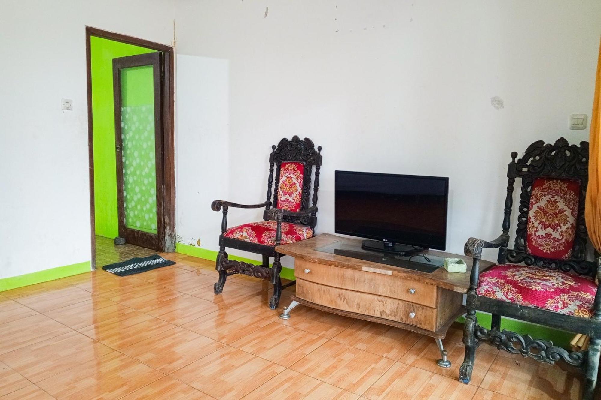 Villa Kampus Near Taman Safari Cisarua Puncak Redpartner Bogor Esterno foto